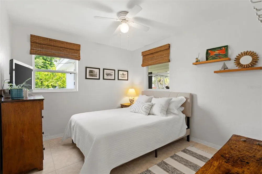 2237 2ND AVENUE E Bradenton, FL 34208