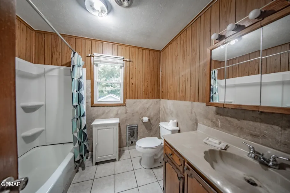 811 Martine Street Newport, TN 37821