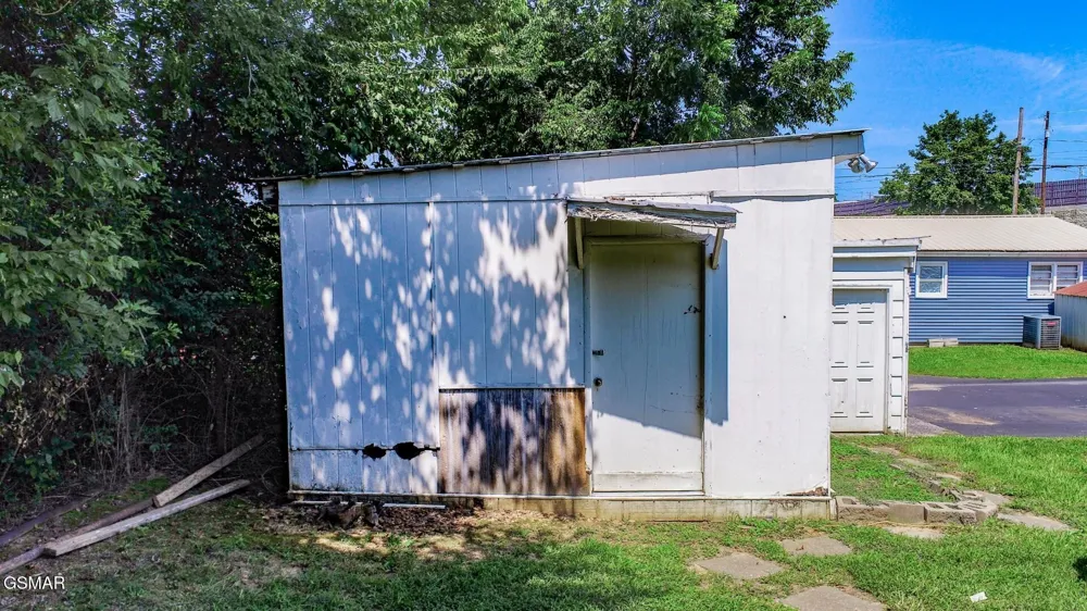811 Martine Street Newport, TN 37821
