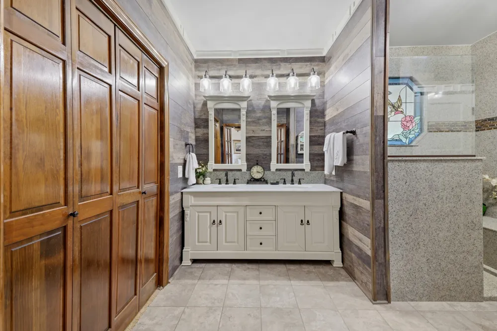 1866 Baker Rd Goodlettsville, TN 37072