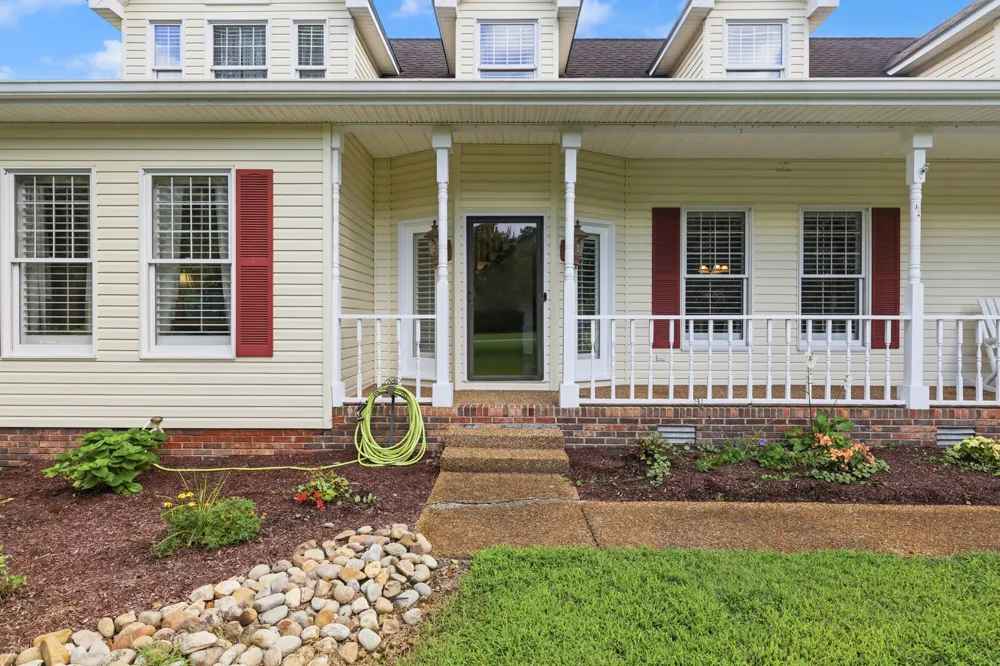 1866 Baker Rd Goodlettsville, TN 37072