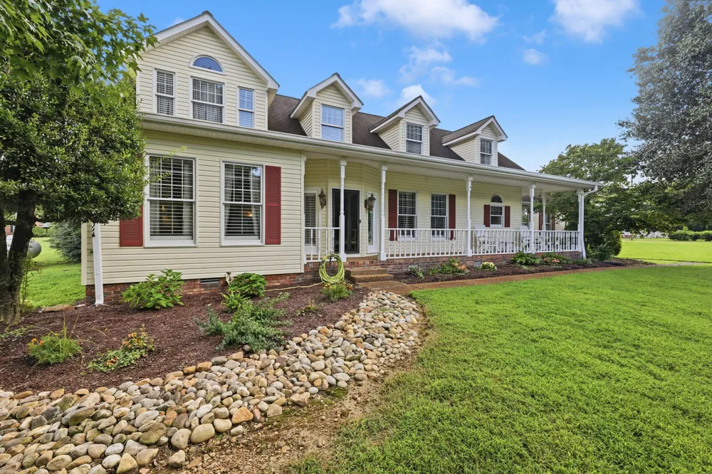 1866 Baker Rd Goodlettsville, TN 37072