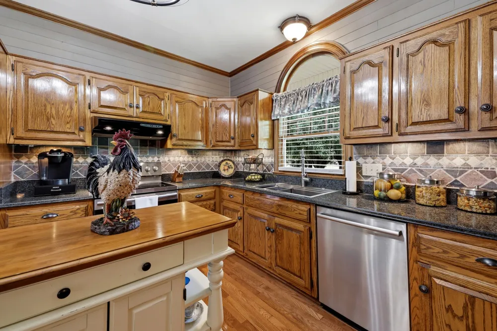 1866 Baker Rd Goodlettsville, TN 37072