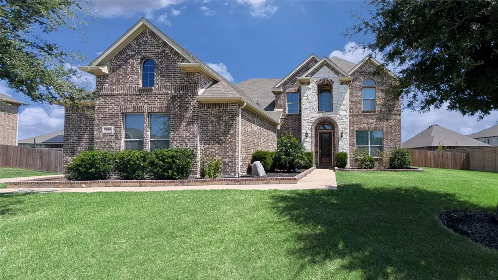 5205 Shelter Point Court Mansfield, TX 76063
