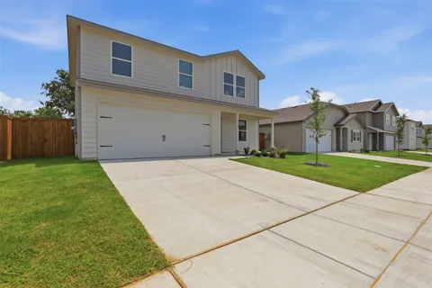 832 Eagles Nest Drive