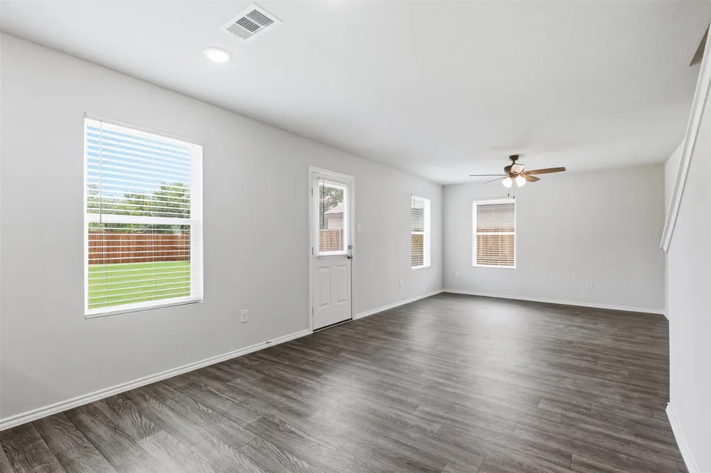 832 Eagles Nest Drive Cleburne, TX 76031