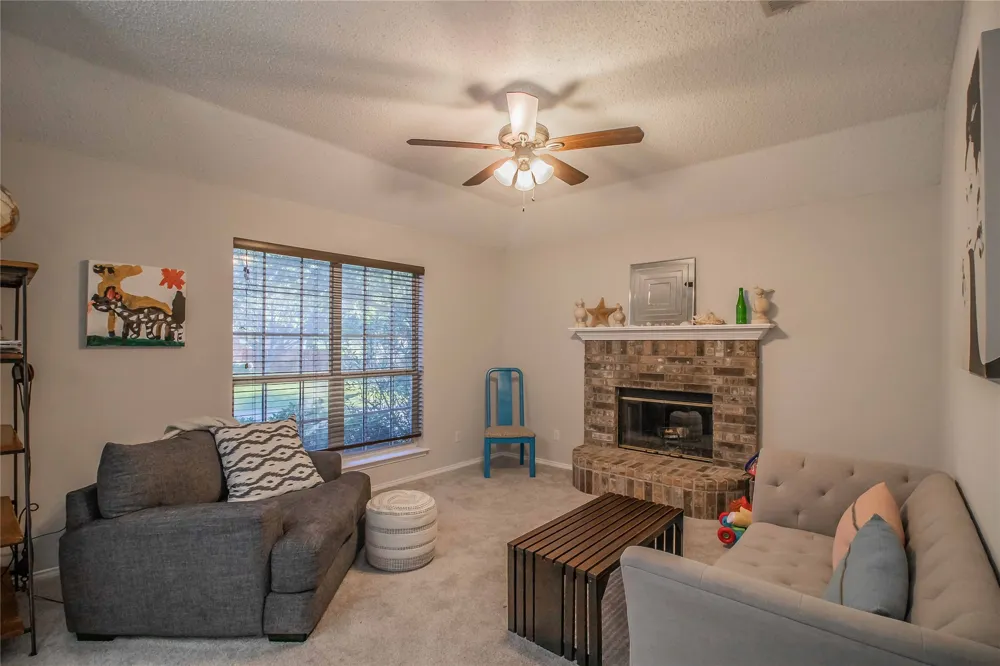 436 Hillside Drive Aledo, TX 76008