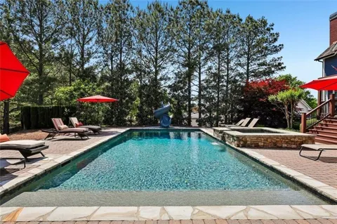 18 Stoneridge Court