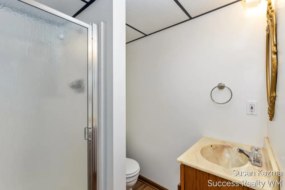 4425 Lucas Drive SW Grandville, MI 49418
