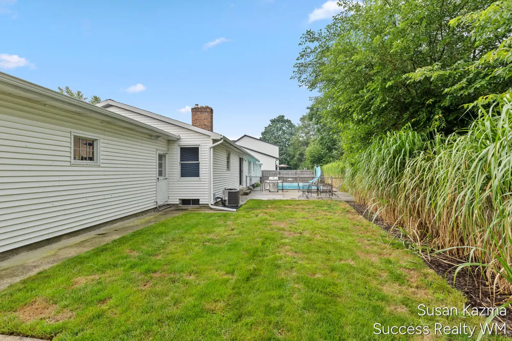 4425 Lucas Drive SW Grandville, MI 49418
