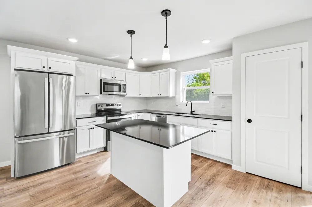 5550 Mammoth Drive SE Caledonia, MI 49316