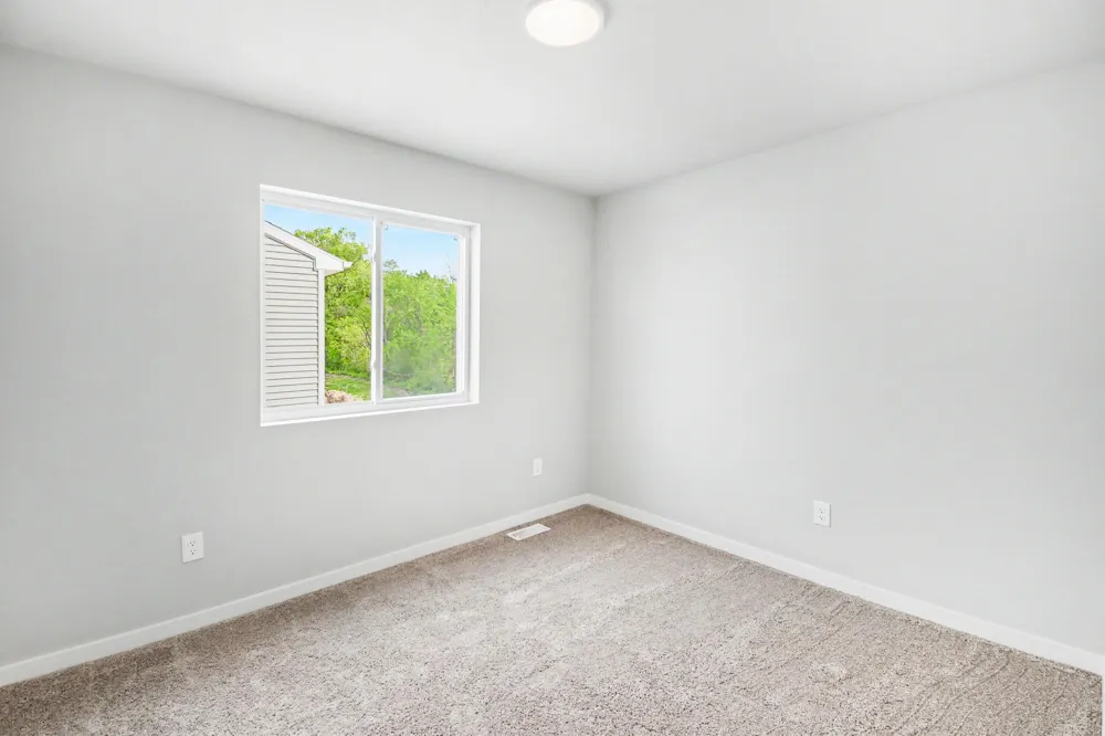 5550 Mammoth Drive SE Caledonia, MI 49316