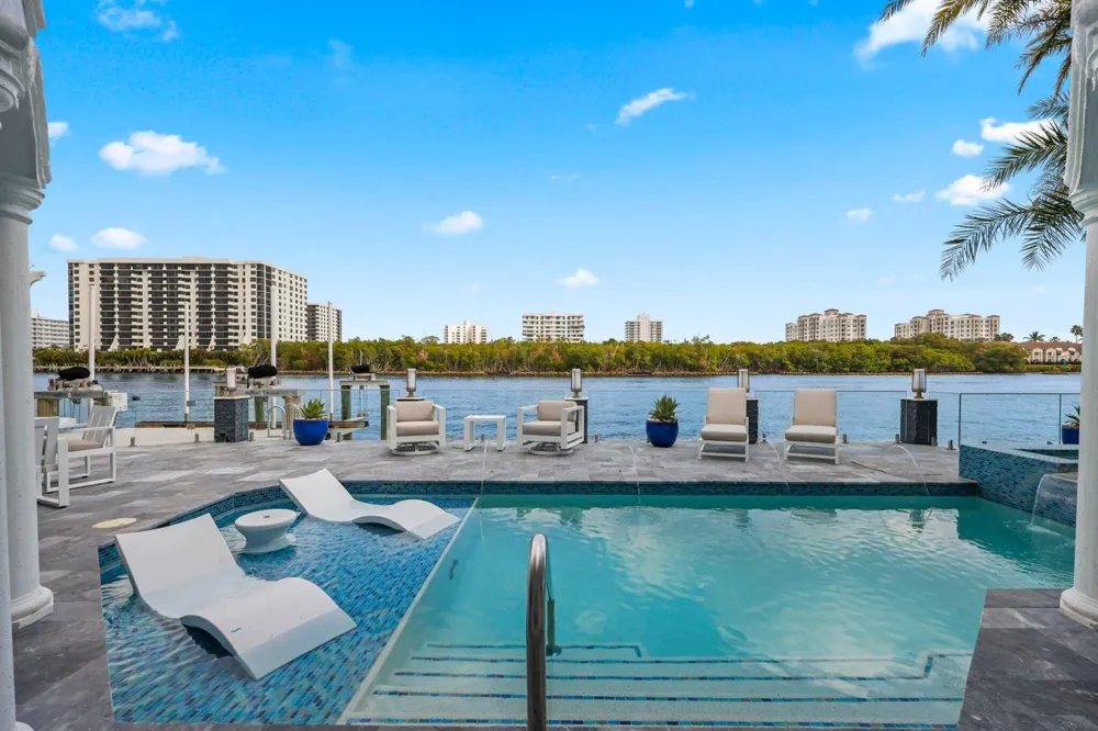 7188 NE 8th Drive Boca Raton, FL 33487