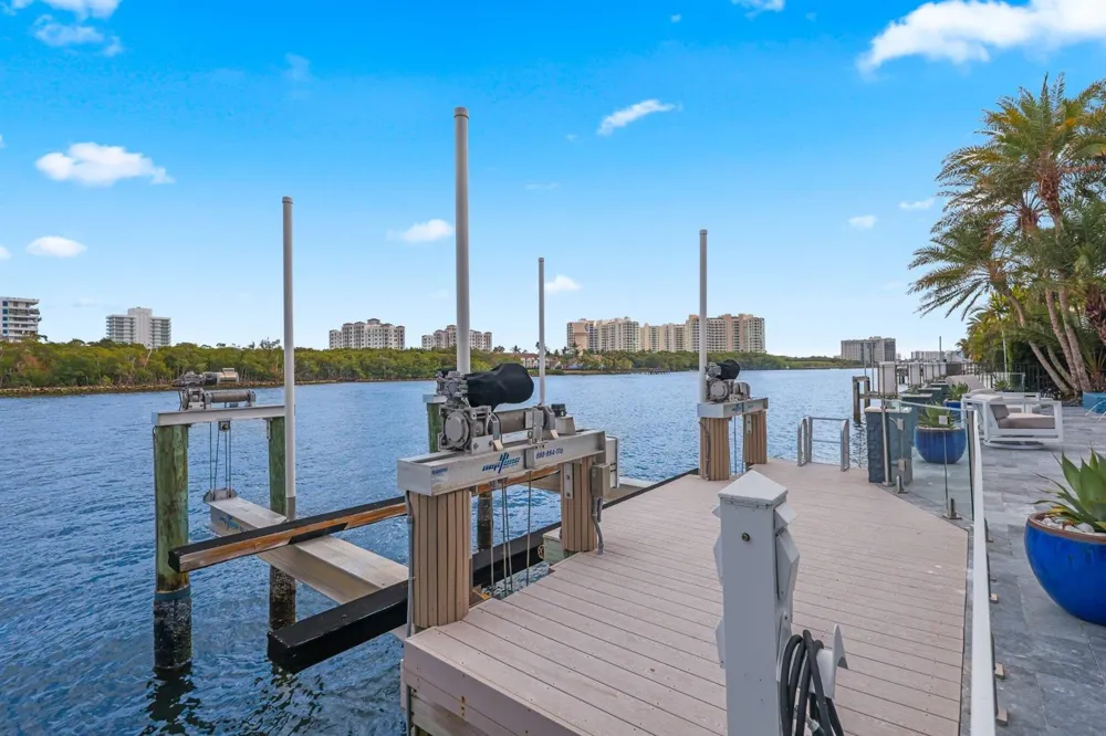 7188 NE 8th Drive Boca Raton, FL 33487