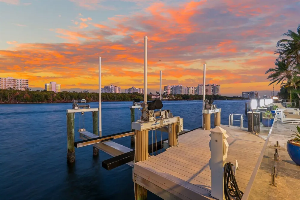 7188 NE 8th Drive Boca Raton, FL 33487