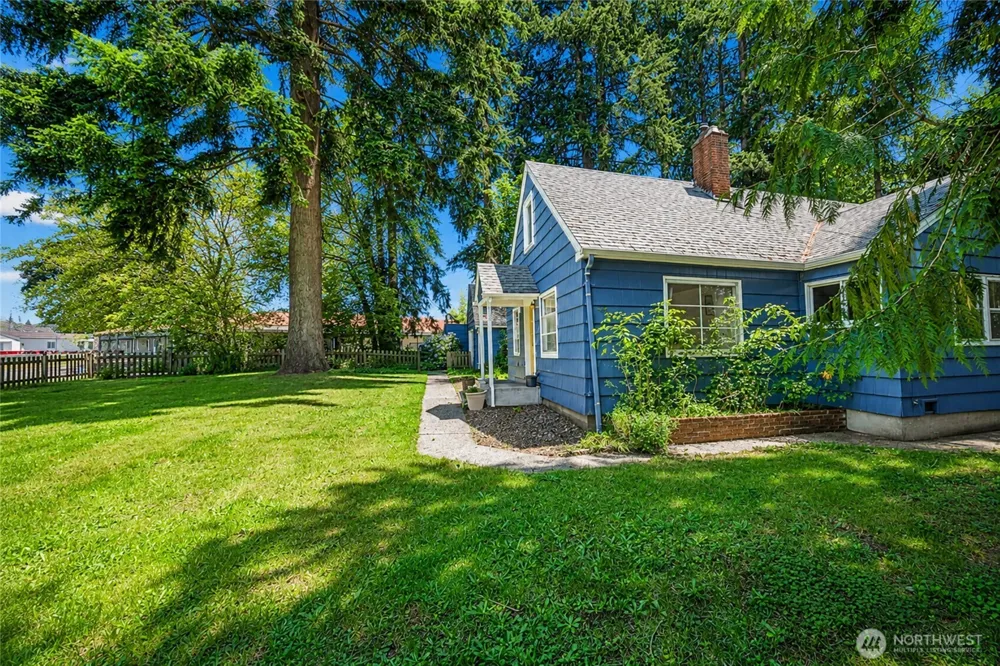 232 Lark Street SW Tumwater, WA 98512