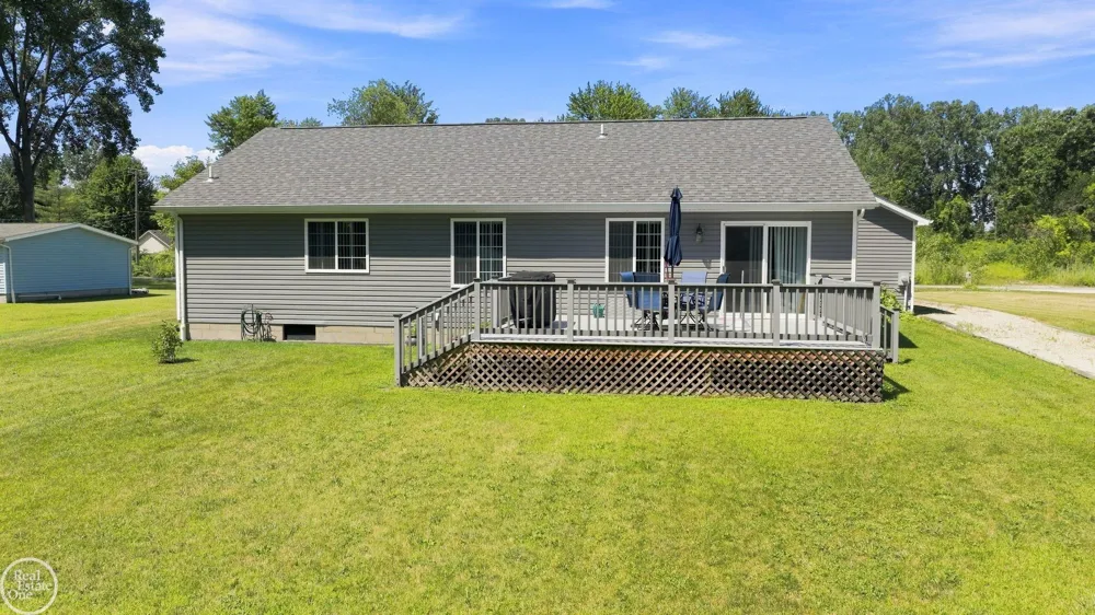 9475 Folkert Road Clay Township, MI 48001