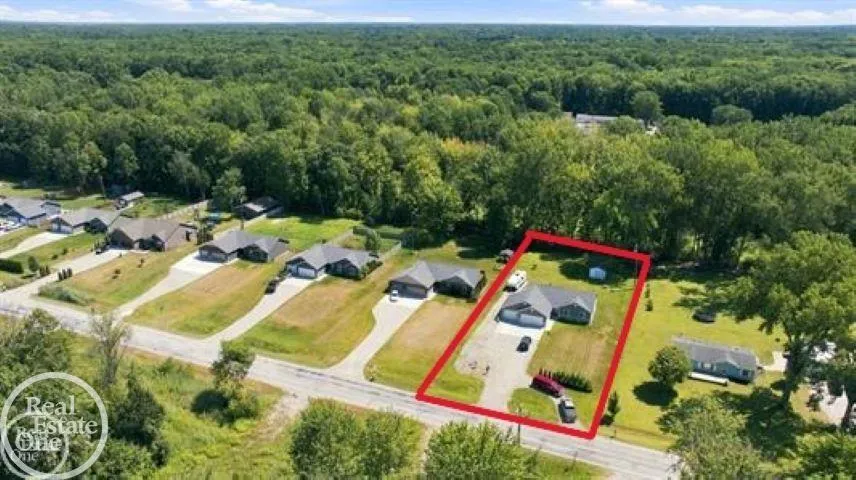9475 Folkert Road Clay Township, MI 48001