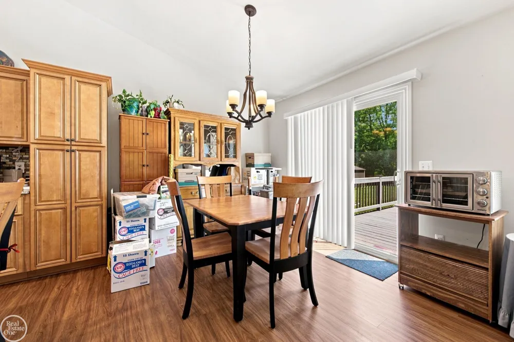 9475 Folkert Road Clay Township, MI 48001
