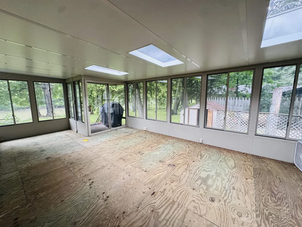 10065 River Road Greenwood Township, MI 49663