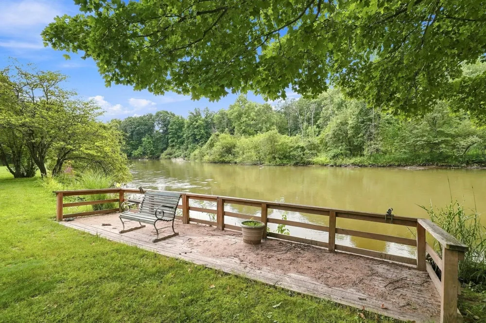10065 River Road Greenwood Township, MI 49663