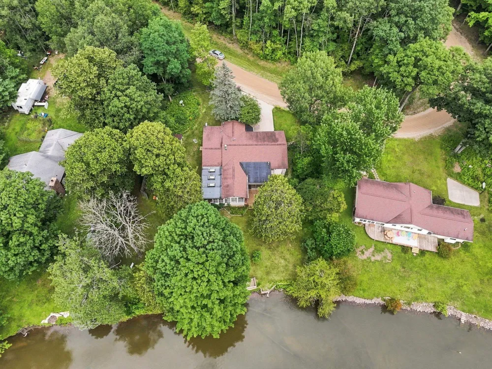 10065 River Road Greenwood Township, MI 49663