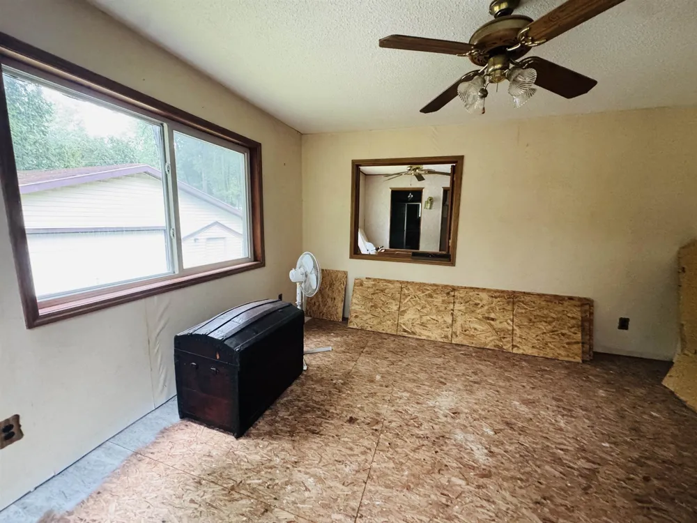 10065 River Road Greenwood Township, MI 49663