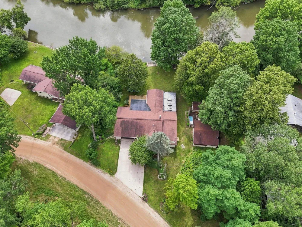 10065 River Road Greenwood Township, MI 49663