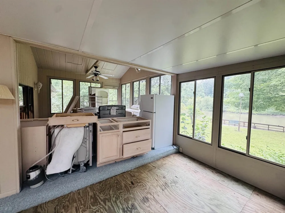10065 River Road Greenwood Township, MI 49663