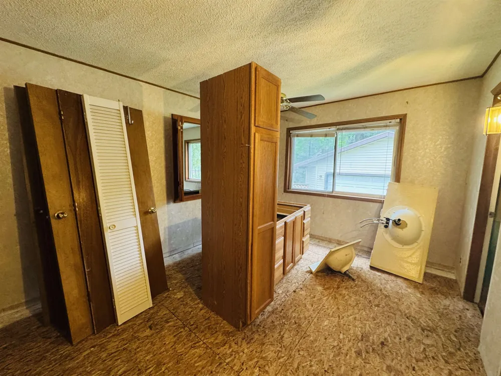 10065 River Road Greenwood Township, MI 49663