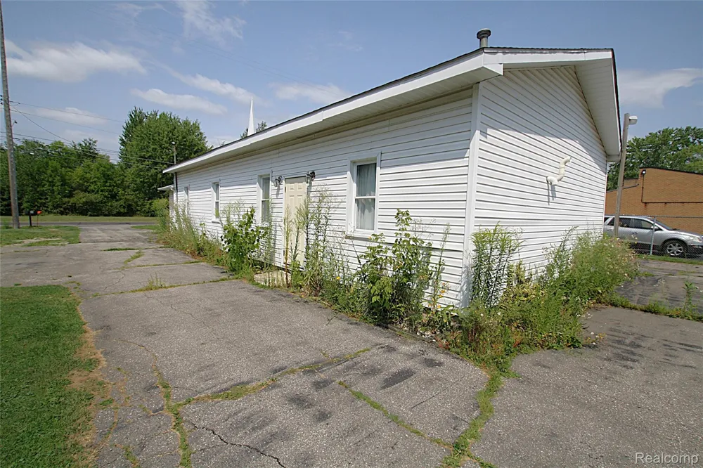 3141 S Vassar Road Davison Township, MI 48423