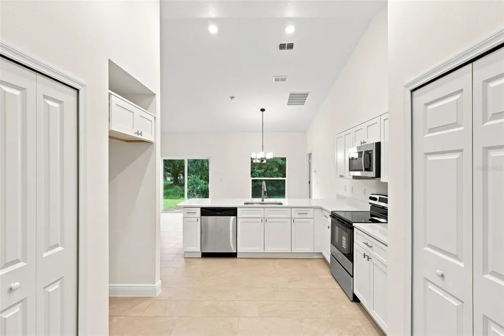 121 S CANOE CREEK ROAD Kenansville, FL 34739