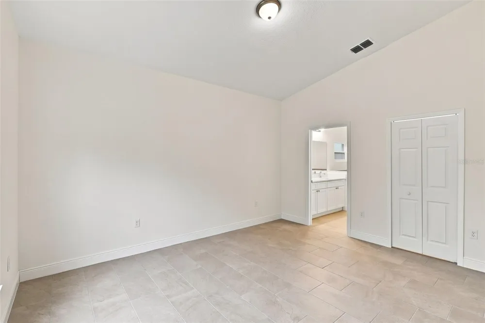 121 S CANOE CREEK ROAD Kenansville, FL 34739