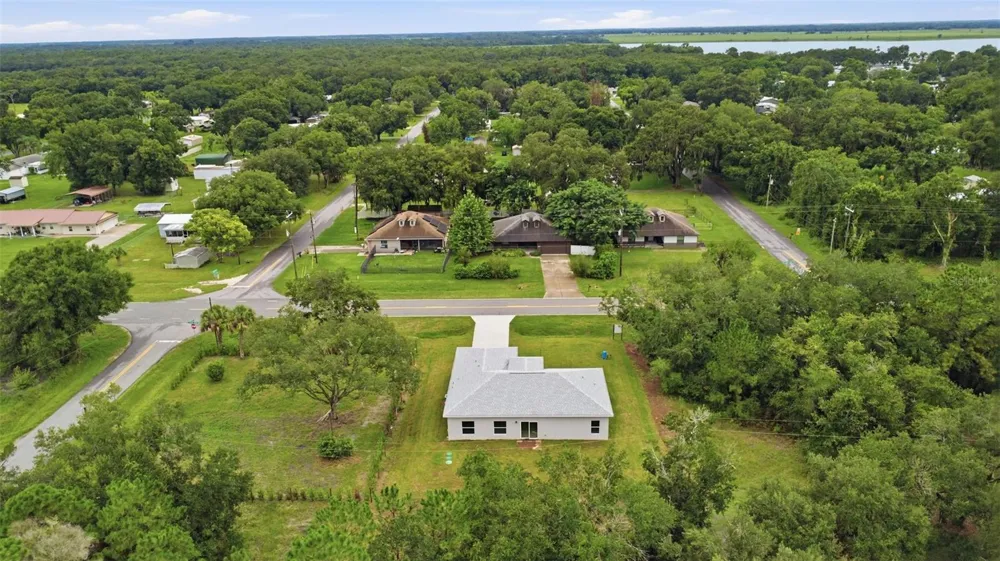 121 S CANOE CREEK ROAD Kenansville, FL 34739