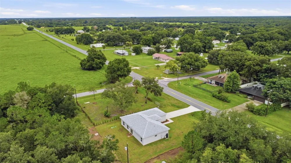 121 S CANOE CREEK ROAD Kenansville, FL 34739