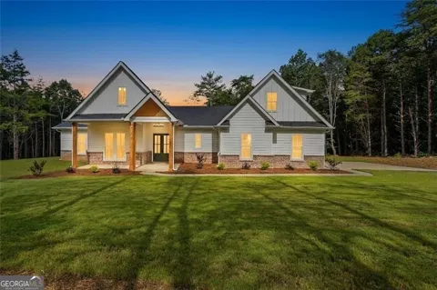 37 Kirk RD NW