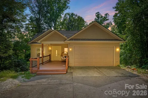 28 Greenbriar Road