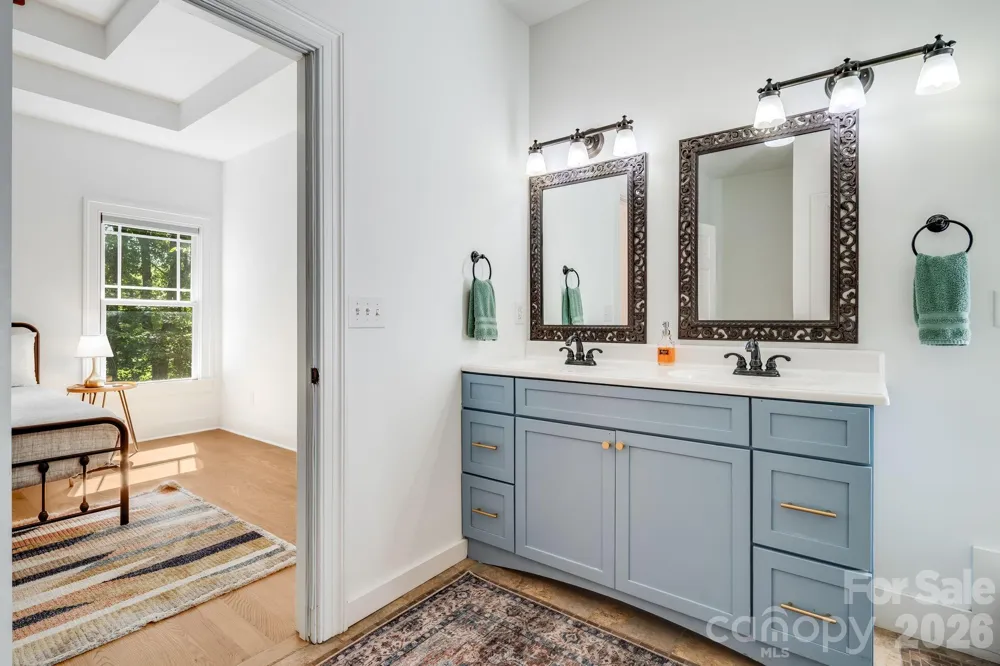 28 Greenbriar Road Black Mountain, NC 28711