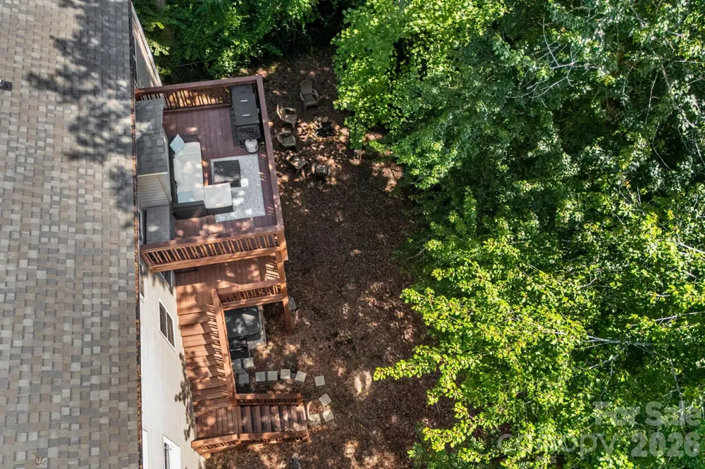28 Greenbriar Road Black Mountain, NC 28711