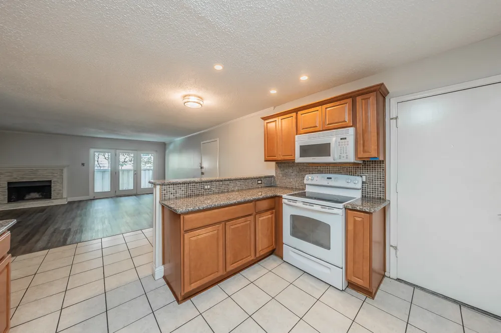 7706 Meadow Road #225 Dallas, TX 75230