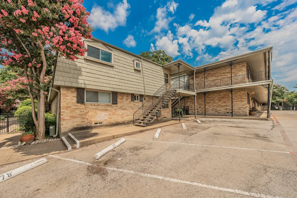 7706 Meadow Road #225 Dallas, TX 75230