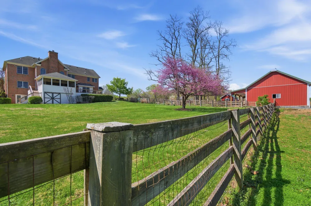 18905 CELEBRITY LANE Sandy Spring, MD 20860