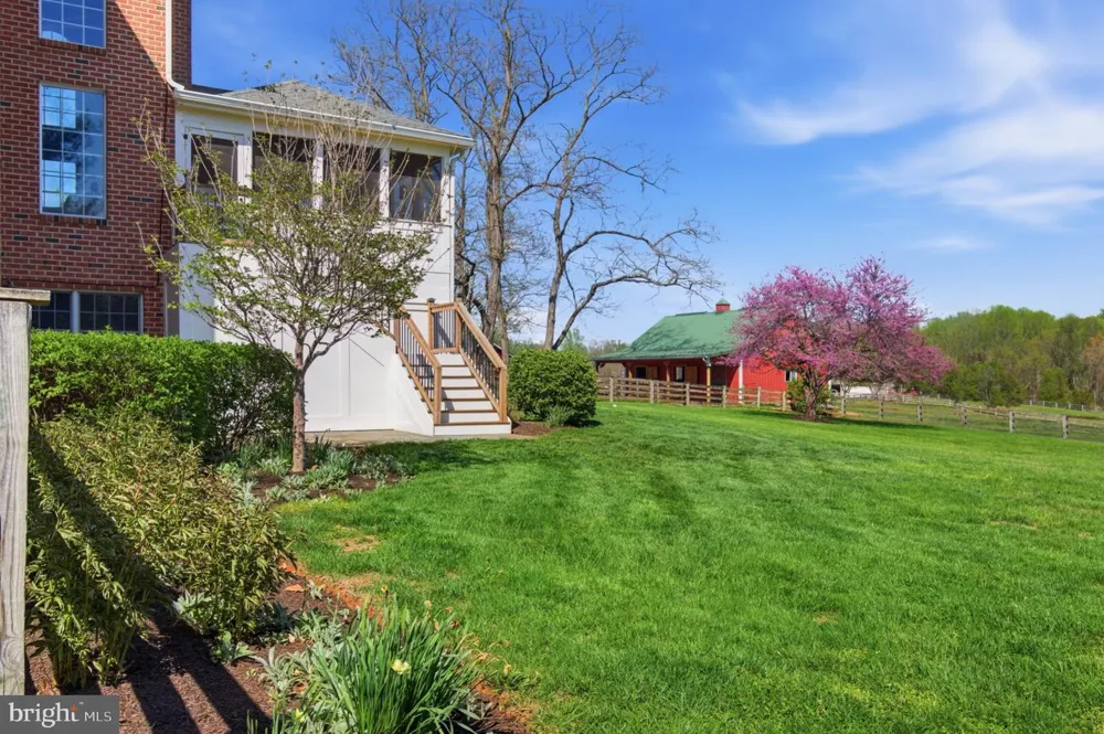 18905 CELEBRITY LANE Sandy Spring, MD 20860