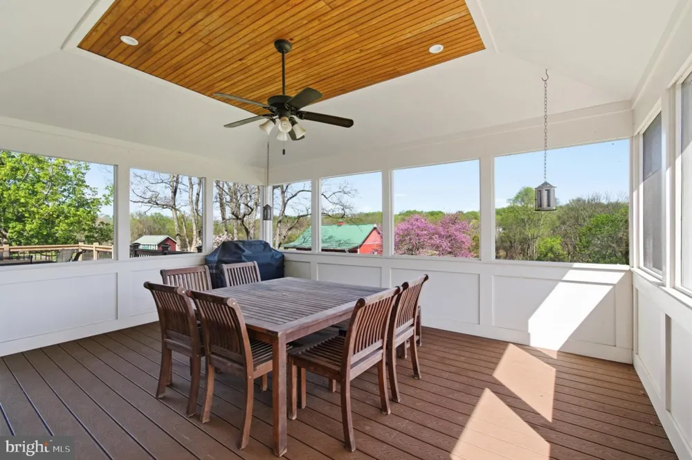18905 CELEBRITY LANE Sandy Spring, MD 20860