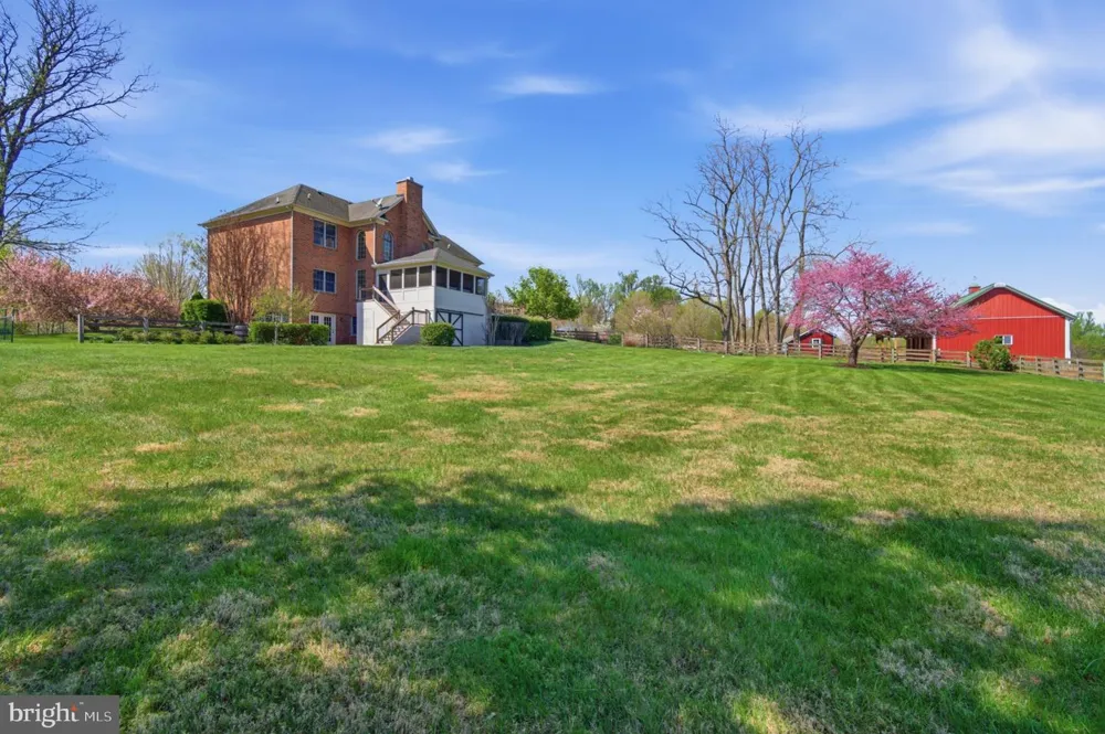 18905 CELEBRITY LANE Sandy Spring, MD 20860