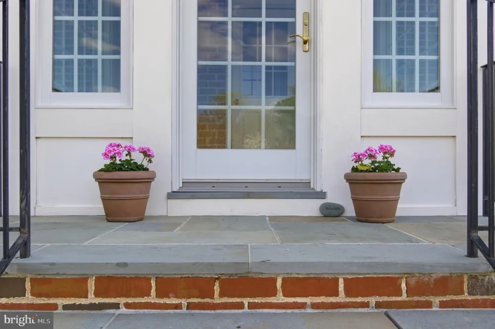 18905 CELEBRITY LANE Sandy Spring, MD 20860