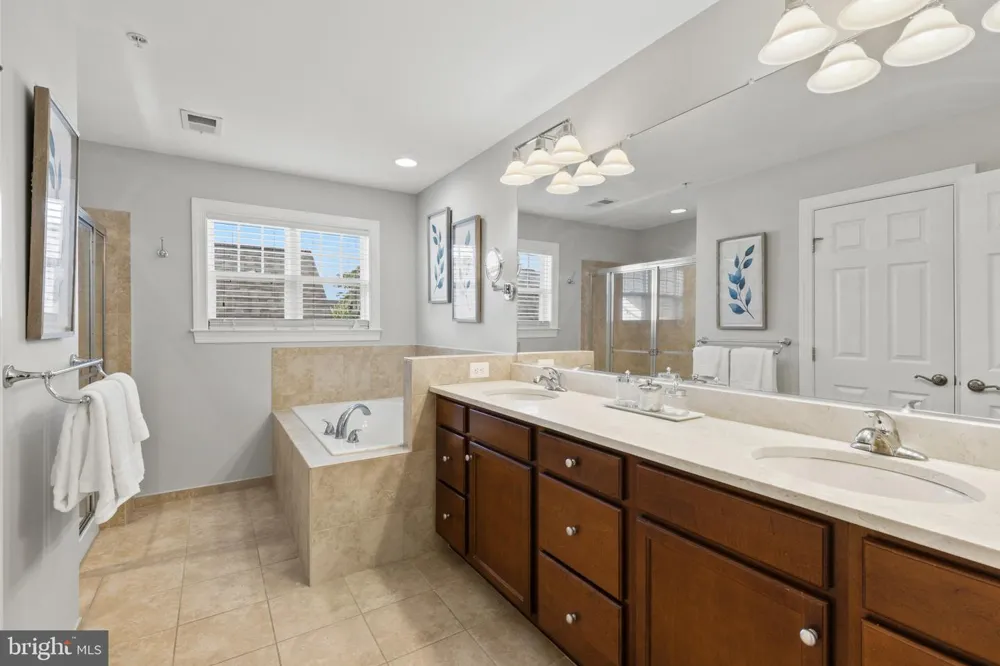 313 THOMAS WHITE BOULEVARD Chester, MD 21619