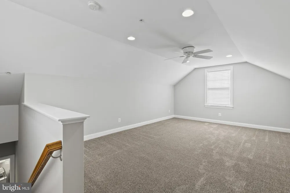 313 THOMAS WHITE BOULEVARD Chester, MD 21619