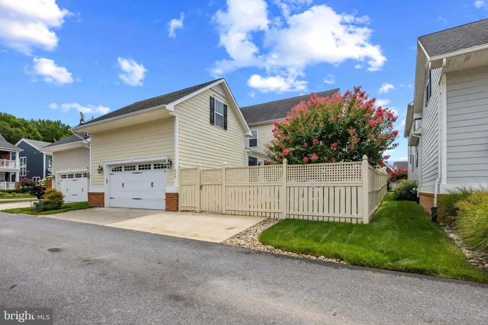 313 THOMAS WHITE BOULEVARD Chester, MD 21619