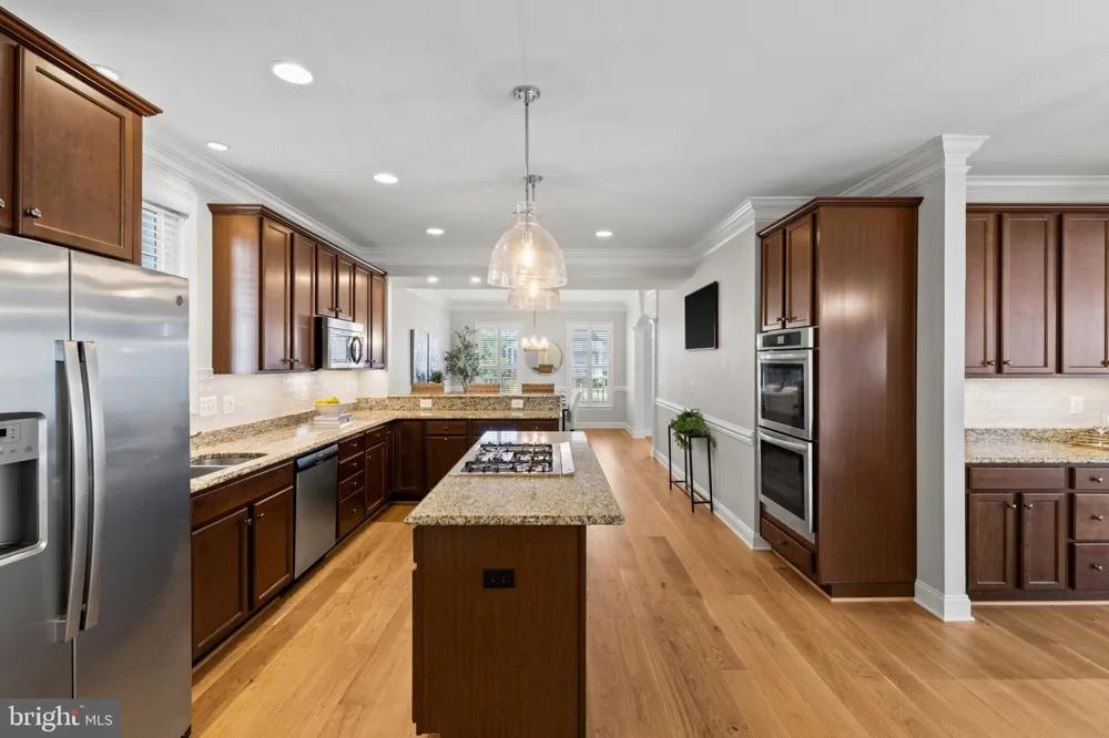 313 THOMAS WHITE BOULEVARD Chester, MD 21619